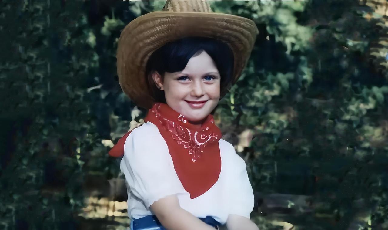 1990年，美国8岁女孩想和母亲一起睡却遭到拒绝，结果当晚一个陌生男子就侵入女孩