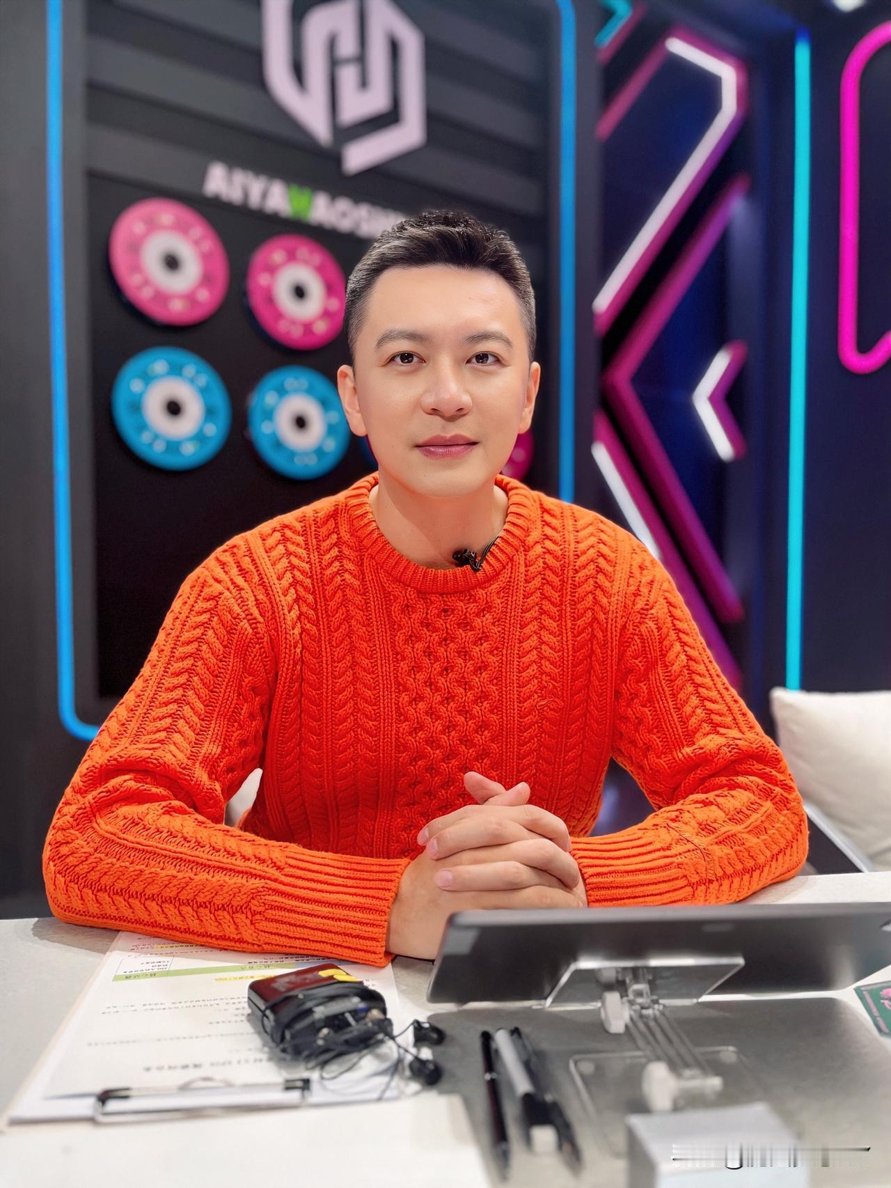 下课后的杨鸣终于道出掏心窝子的话！在今天解说NBA比赛时，他说自己打算边解