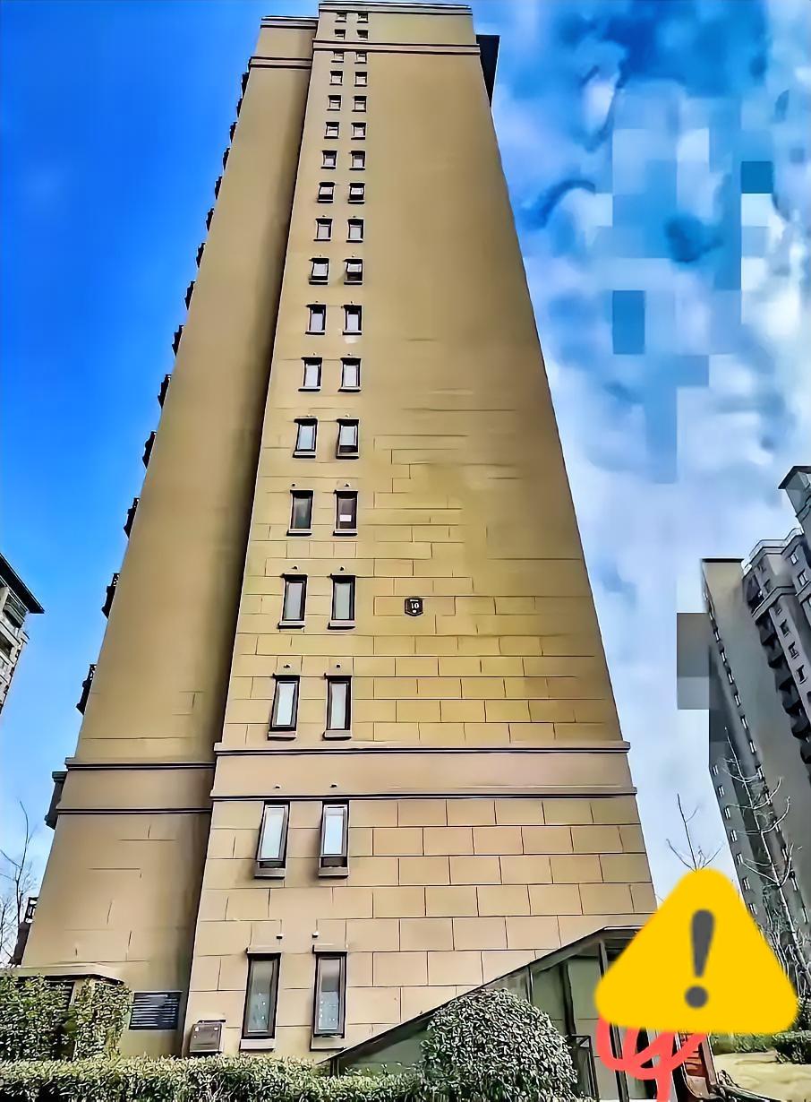 我的妈呀！15岁的娃从18楼跳下去，昏迷13天醒了，第一句话居然是“爸，我还能