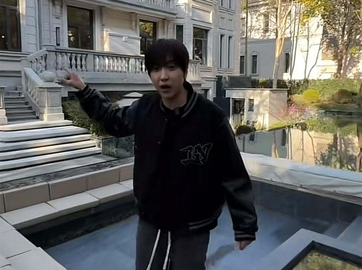 网红白冰被处罚后高调发文，这是要干啥？4月28号，知名网红白冰被央视通报偷税漏