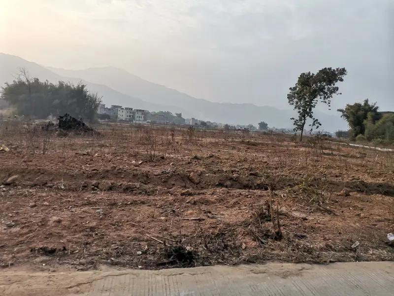 乡镇建设用地能不能建别墅，得看具体情况。如果满足相关要求，是可以建的。要是自备