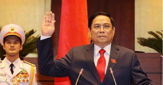 越南不再让中国转让高铁技术，起初越南觉得各国都会抢着来修他们的高铁，所以想来一个