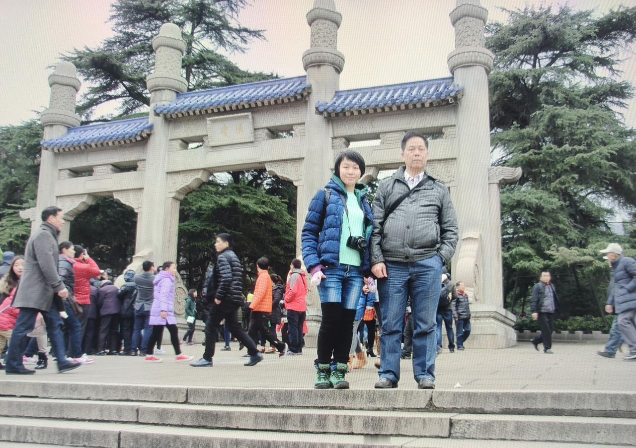 发一张图证明你来过南京我说这几张照片是在南京拍的，你们会信吗？第一张是中山陵，第
