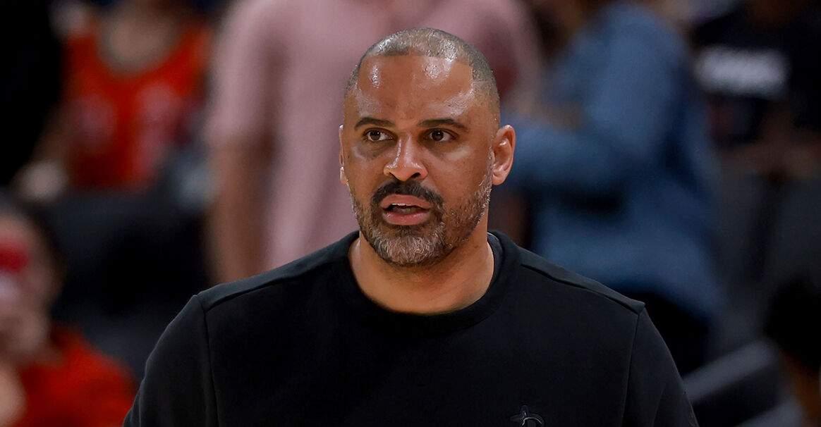 火箭如果季后赛首轮出局，休赛期必须要做的三件事，一件比一件重要。第一、甩掉芬尼