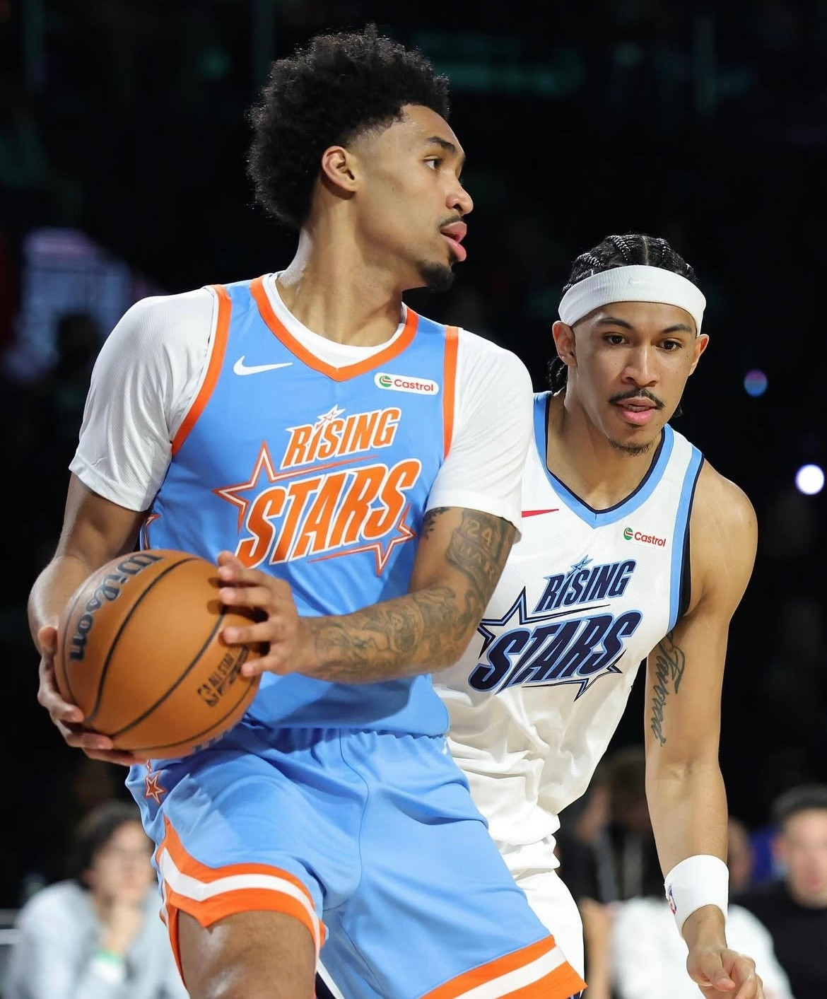 马刺下一场将迎战凯尔特人，哈珀被问到将和哥哥罗恩-哈珀相遇，两人在新秀赛后有没有