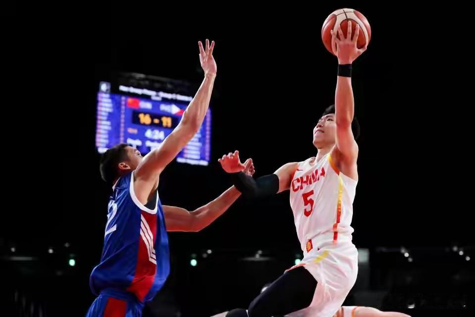 随着中国男篮以105:61大胜菲律宾，亚运会男篮八强全部出炉，三个没想到！1.