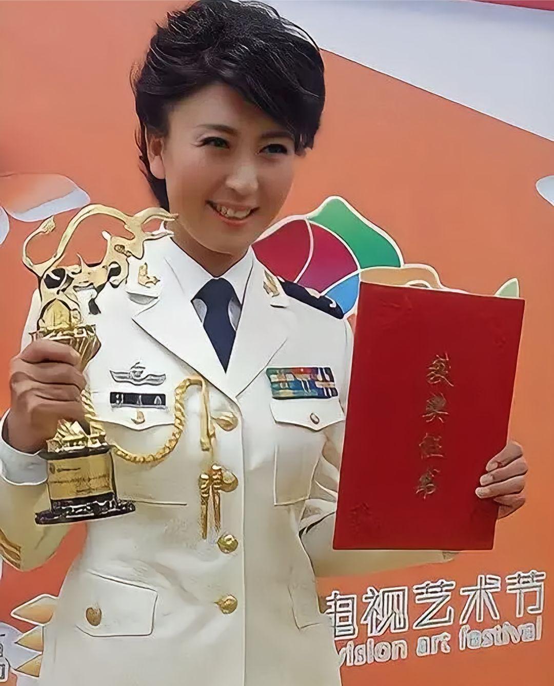 古代把戏子定为下九流，真是太有道理了。戏子属卖艺者，常被视为道德败坏的象征，