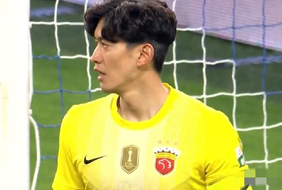 上海海港在德比战中连伤四人，是上海申花“踢得脏”吗……？上海海港0-1不敌上