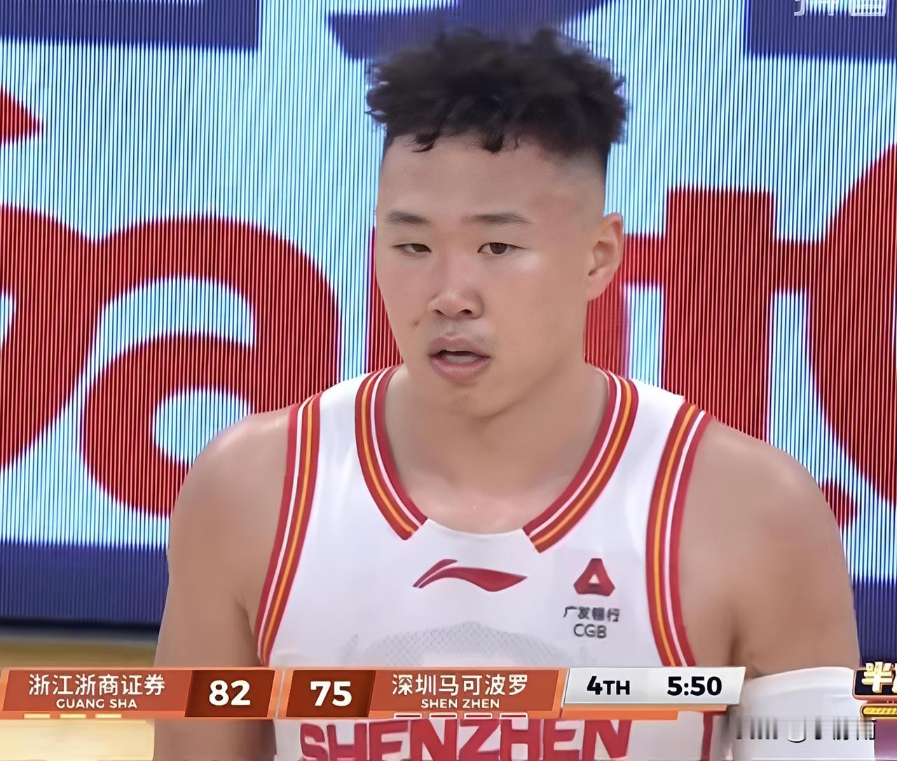 CBA半决赛第二场结束，夺冠形势风云大变！北京队:夺冠概率40%上海队:夺冠