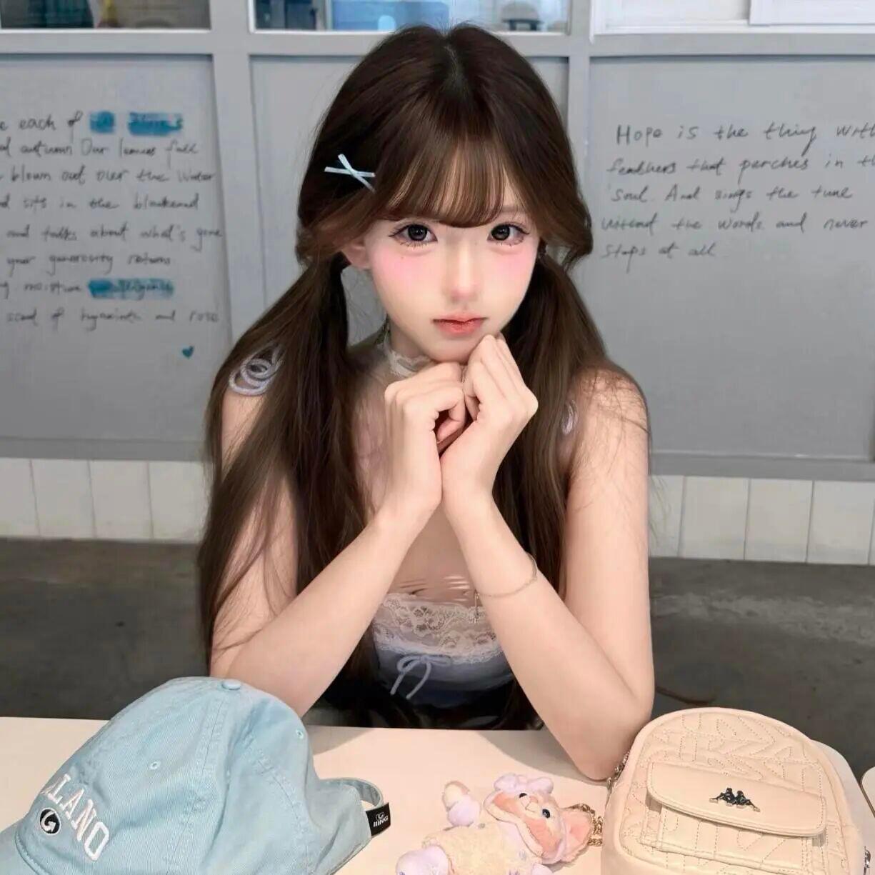 𝙒𝙚𝘾𝙝𝙖𝙩女生头像​​​