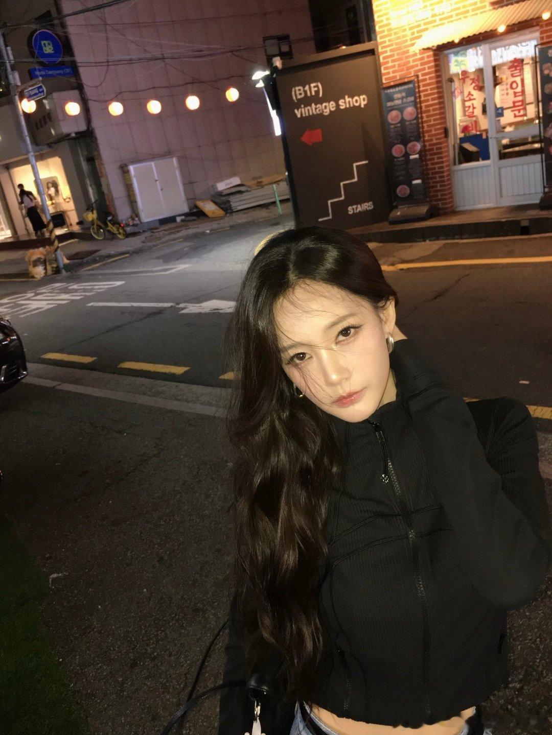 #李一桐#欧尼重庆充电宝[哭哭]#李一桐#​