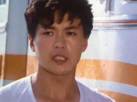 1982年，刘晓庆到南京演出，遇见了正在拍戏的迟志强，晚上几杯酒下肚后，刘晓庆让