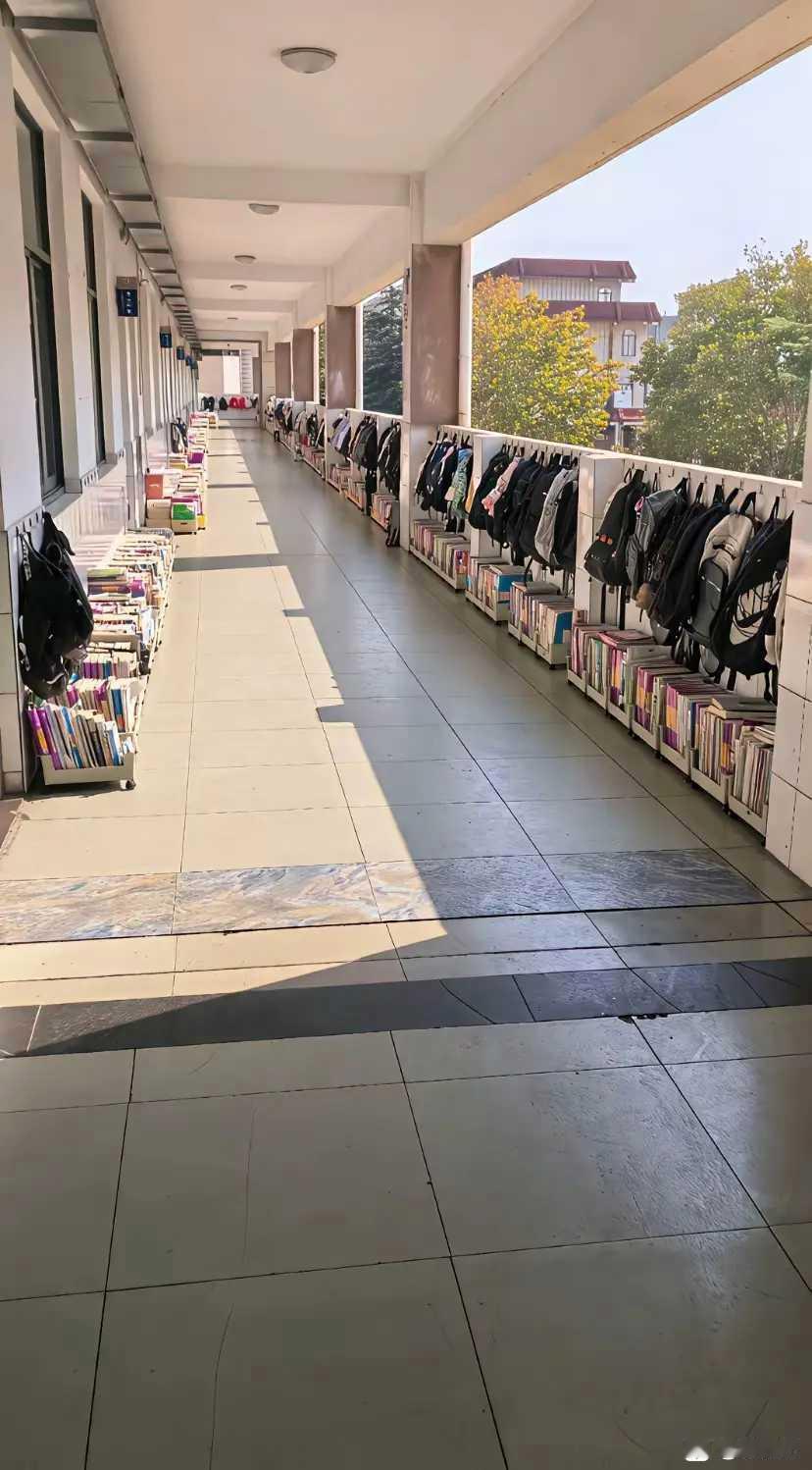 这样的设计真好，可是就怕下雨天怎么办[捂脸哭]