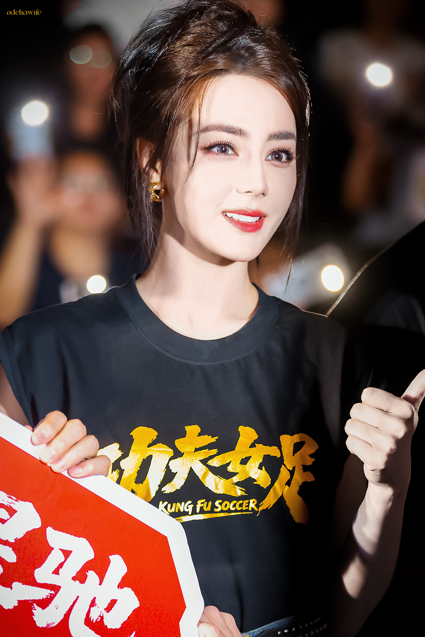 大美女！
