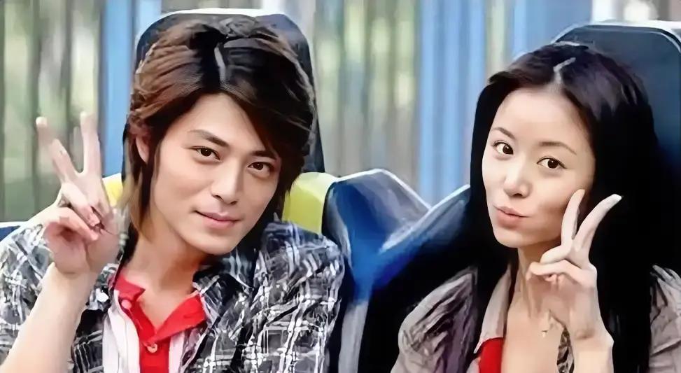 他们用十年，证明了爱情里最反直觉的真理。2016年林心如生日那晚，霍建华从