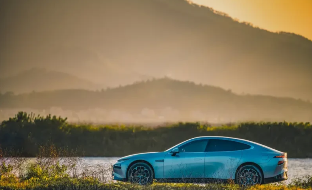 大众为何选择小鹏第二代VLA模型