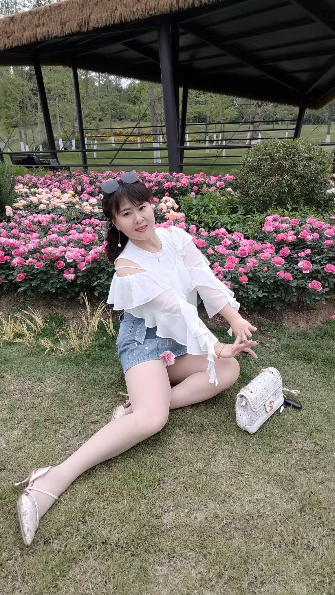 心里有你的人 谁都没你重要  心里没你的人  谁都比你重要