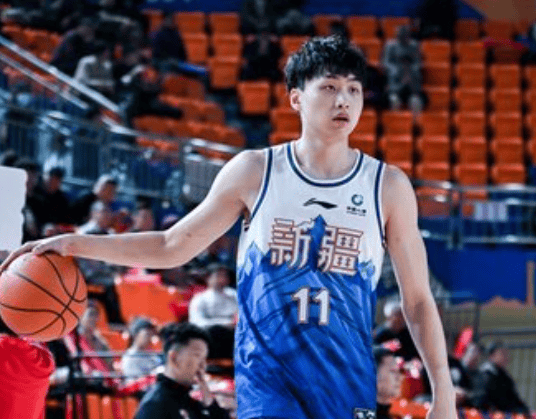 《半岛都市报》: 新疆男篮实力下滑是不争的事实