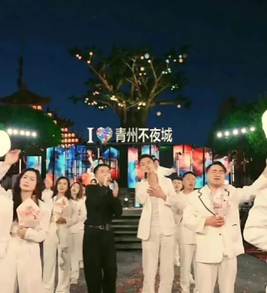 郭有才是如何培养一五班学员的网红郭有才爆红后，招收学员创建