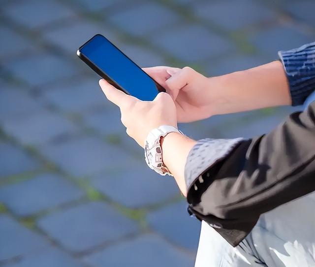 外甥有钱不认舅​清明节放假三天，老公的大外甥也回来了，可他却不懂得来看望一下我