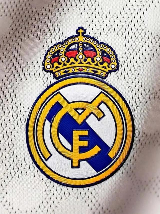 谁说皇马认怂了？恰恰相反，这是他们这辈子演得最好的一出戏。还记得2021年吗