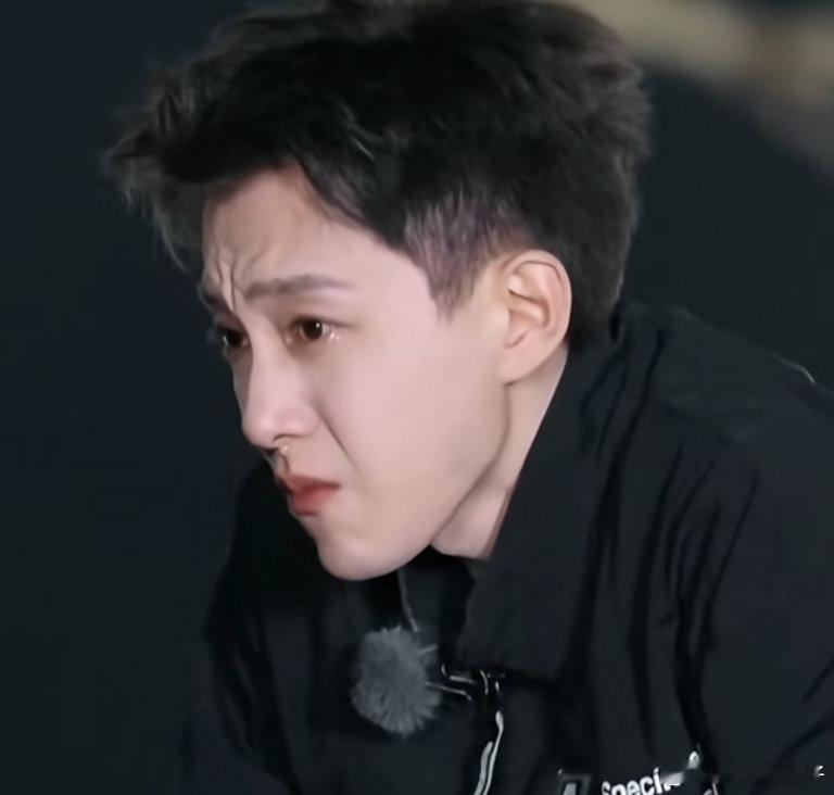 他是不是演过珠帘玉幕，感觉好熟悉​​​