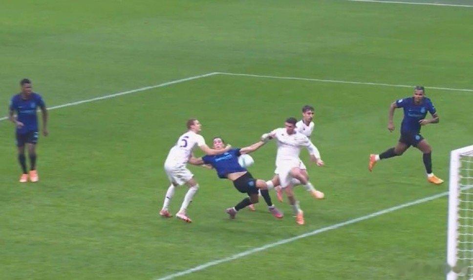 官方：西蒙·索萨被任命为米兰德比战的主裁判这裁判在本赛季执法国米的比赛中上演了