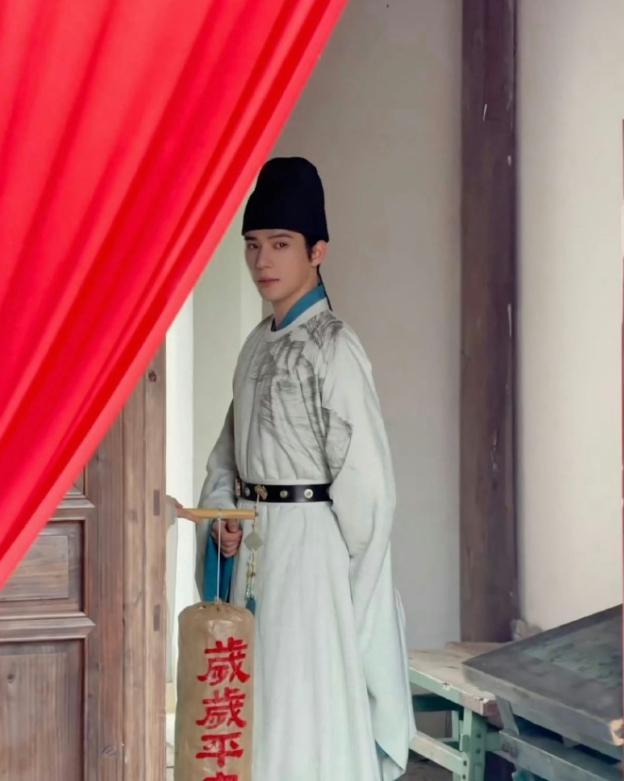 王安宇赵今麦《一念江南》开机！兜兜转转一年多，《一念江南》终于开机了，早前官宣