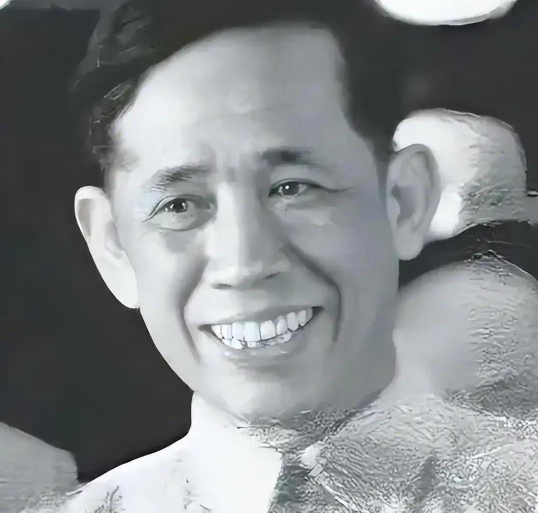 越南前最高领导人黎笋的长子黎坚诚在采访中透露，父亲当年之所以对华摆出强硬姿态，根