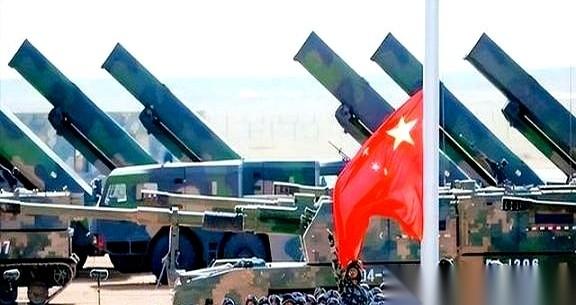 现在聊中美军力，别上来就数航母。五角大楼2025年的报告，自己都捅破了那层窗户纸