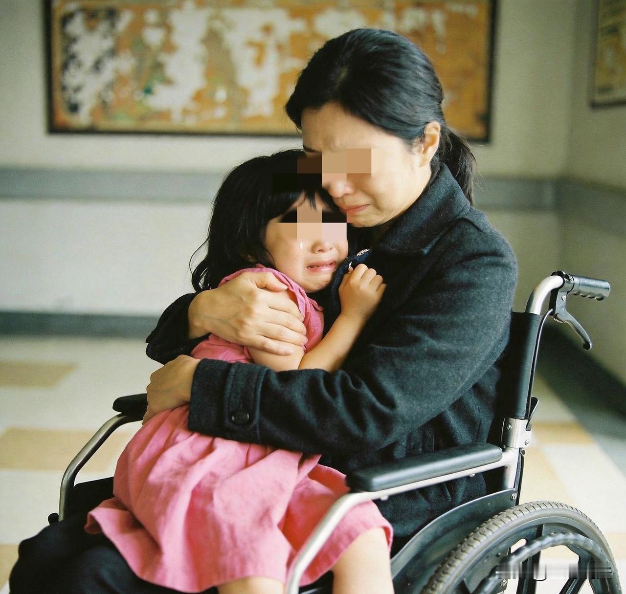 湖北黄石，一女子下身瘫痪，招了个男子住女方家里，俩人结婚，很快发生了夫妻关系，女