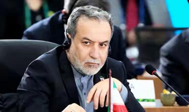 内幕曝光！伊朗通报，谈判团差点被“团灭”，全程连电话都不敢用。谈判本应是和