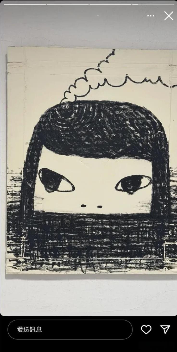 马筱梅带俩娃去看画展了！不是表姐Lily的画展！而是奈良美智的！他们还买了画展上