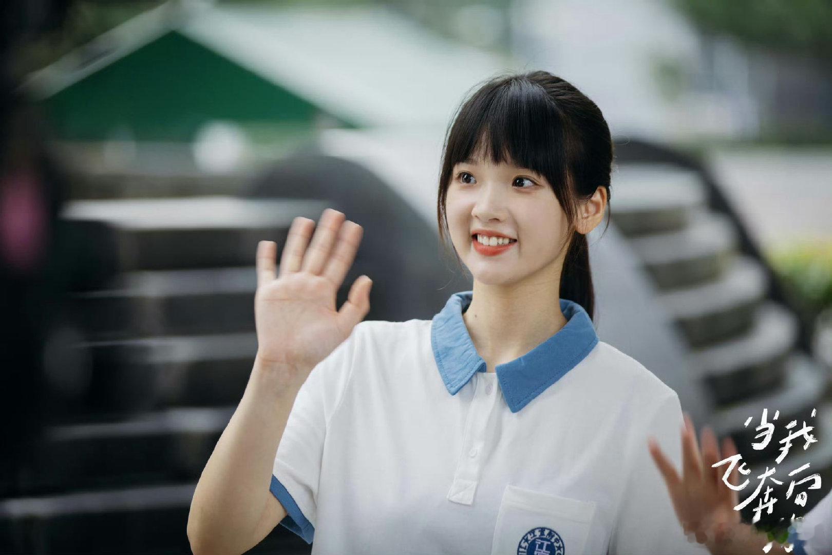 以前勉强还能小制作邻家可爱女主现在连女二脸都蹭不上的无辨识度也不美路人​​​