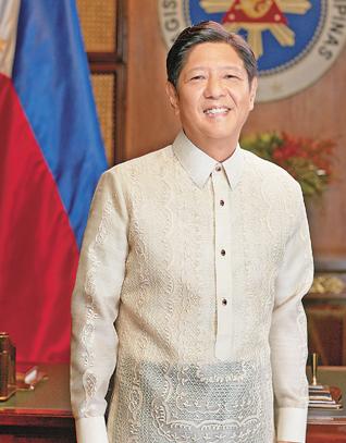 菲律宾总统马科斯已经进入了下台倒计时了，除非宪法改变，要不然他不会担任总统。 