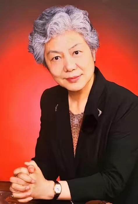 李玫瑾教授曾说：“我采访过一个系列强奸犯，他说女人和女人是不一样的。有些男人