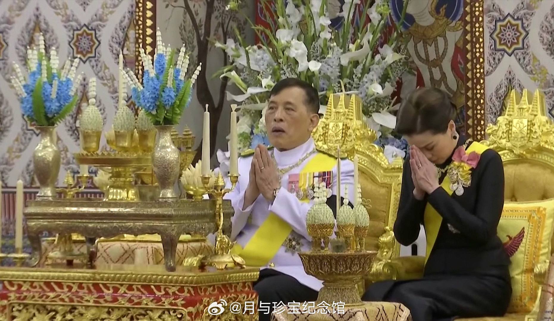 王室王室泰国王室素娘娘2025年11月7日，狗哥素娘娘以及暹罗王室成员