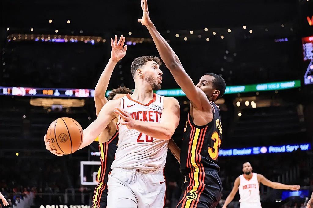 火箭大胜老鹰，只有申京“不开心”！1，定性：火箭胜利与申京无关！老鹰今天没内