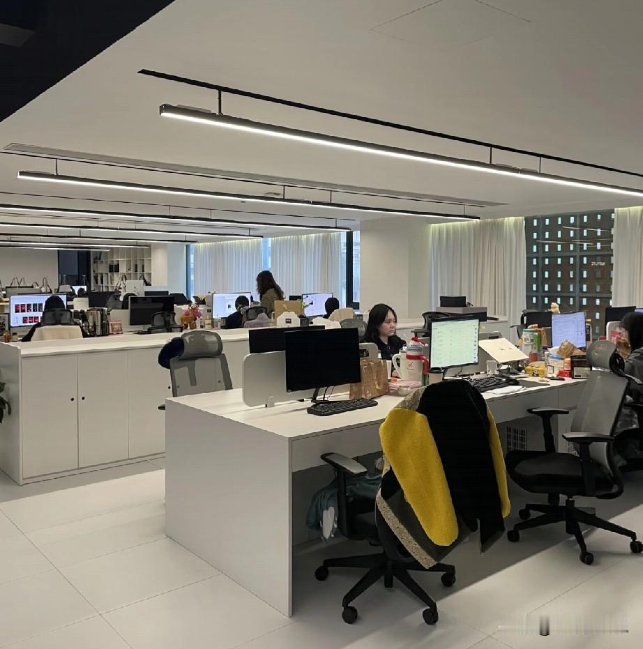 不管你信不信，作为一个hr我还是想说句实在话：多数领导都没有去帮下属去争取过涨薪