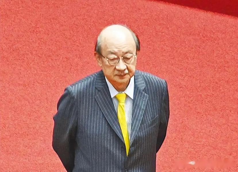 起风了，柯建铭卸任后去向已明，吴子嘉做惊人预言：两人会倒大霉2月24日，民进