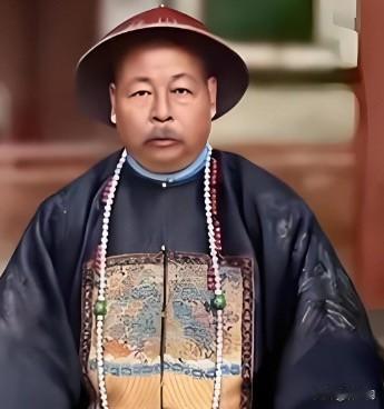 左宗棠血洗金积堡：马化龙七次诈降，终致全家三百余口惨死左宗棠一生铁腕平乱，最