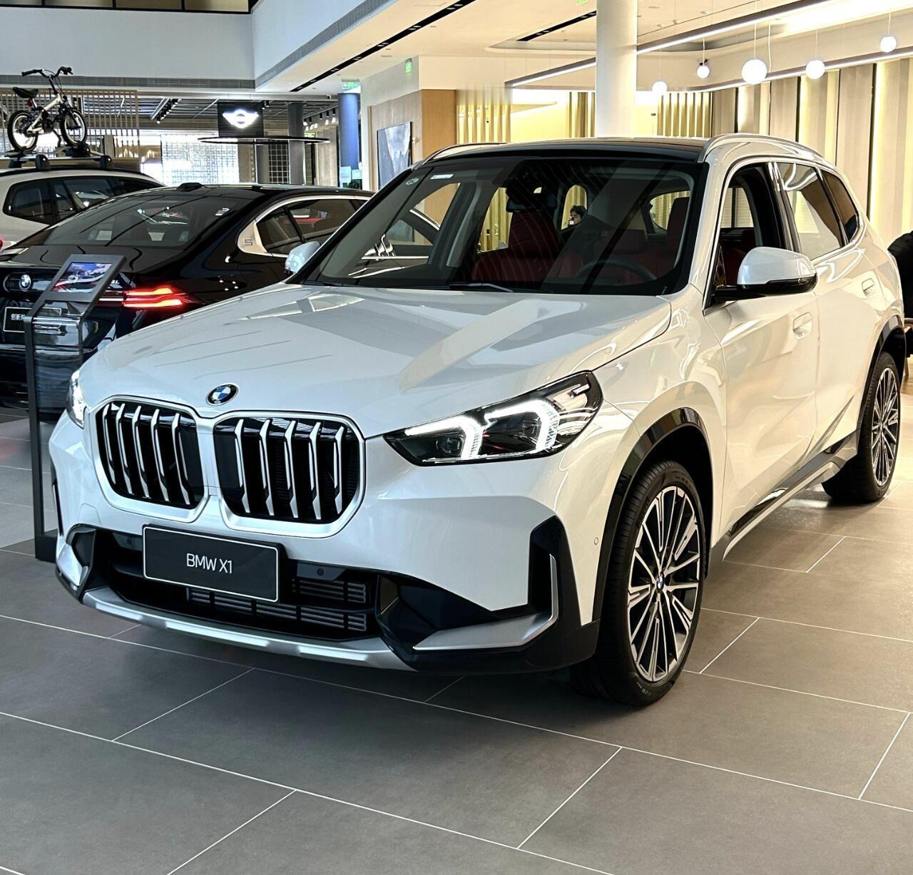 16万的宝马X1，不比途观L香吗？车身尺寸4616x1845x1641mm，