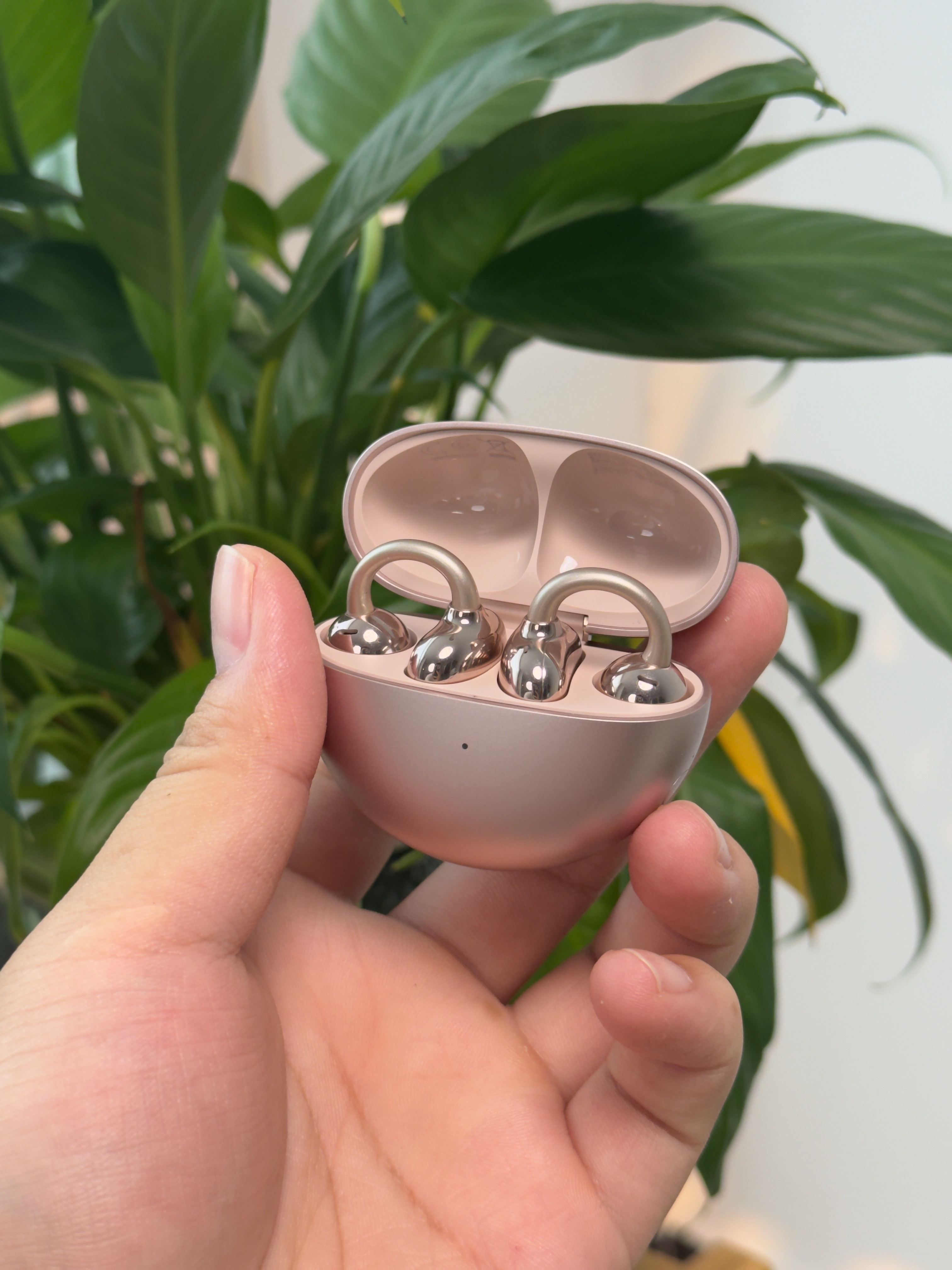 AirPodsPro3耳机前瞻现在对入耳式的降噪耳机提不起兴趣，用的比例特别少