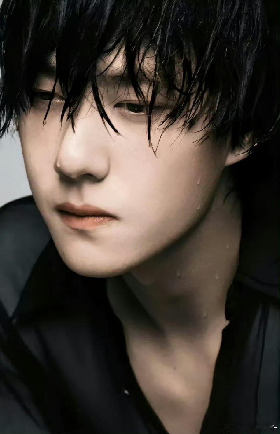 卧槽我好喜欢王一博这张图特别有性张力🥵🥵