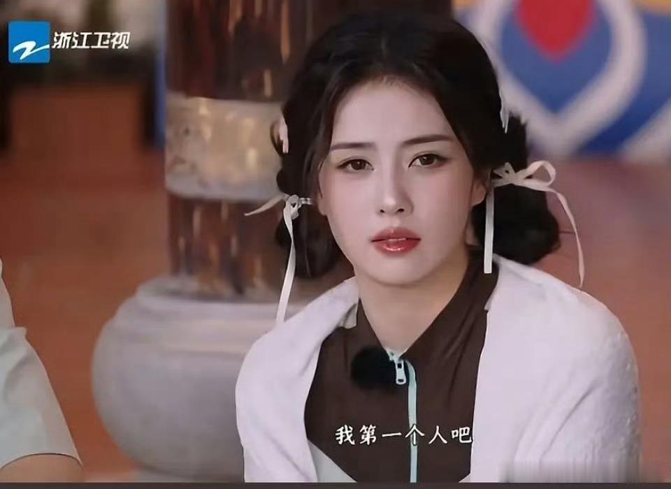 跑男的经典不是靠哈哈大笑和魅男完成的