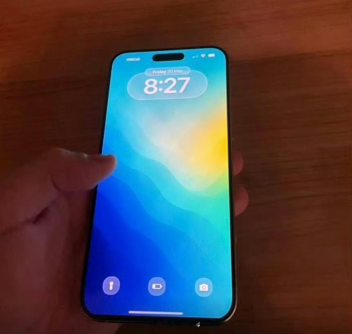 iOS26设计渲染图曝光哦？iOS26渲染图来了？这有点什么说法吧？打个分吧？满