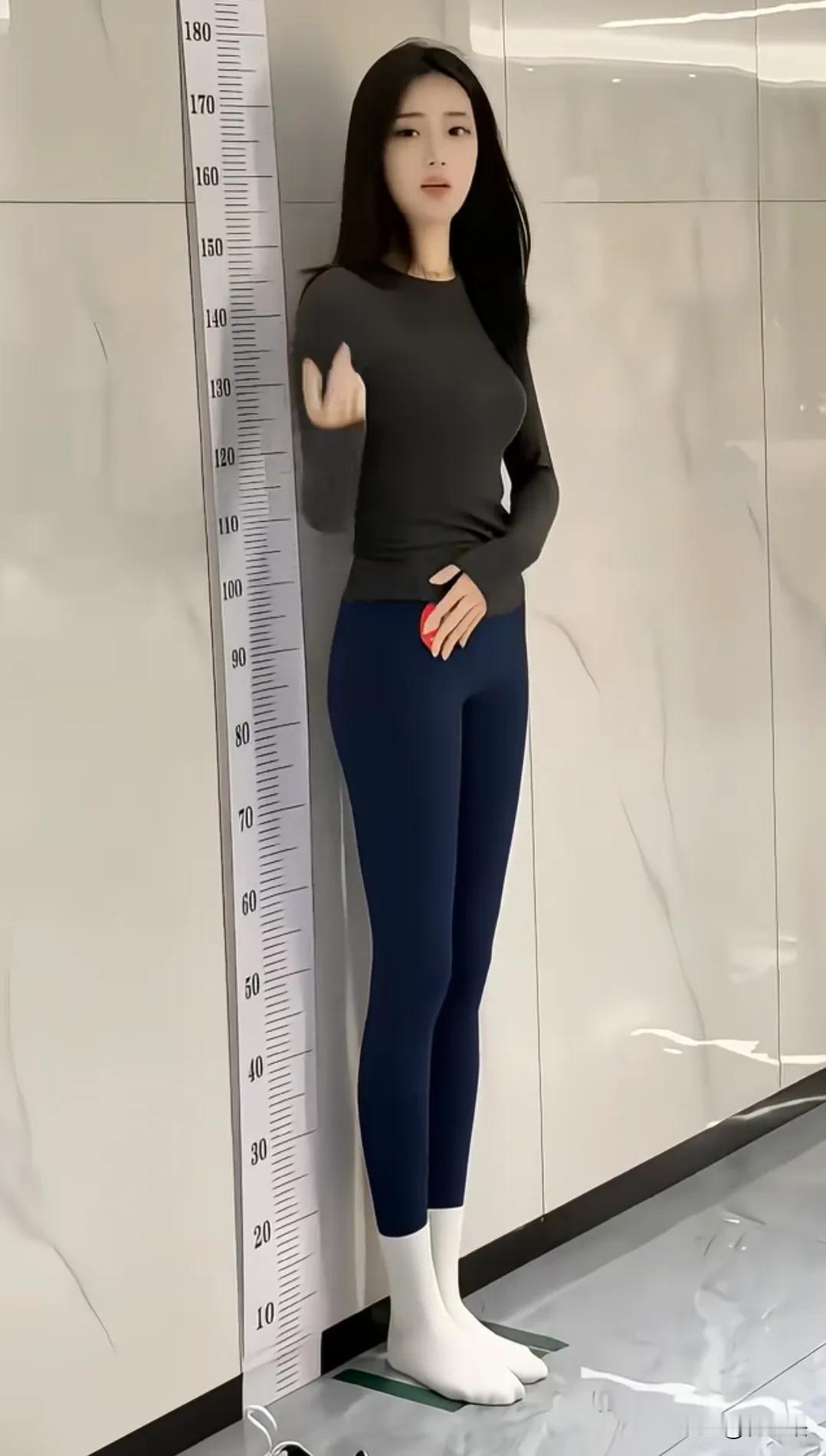 这样的模特儿娶回家做媳妇可好？