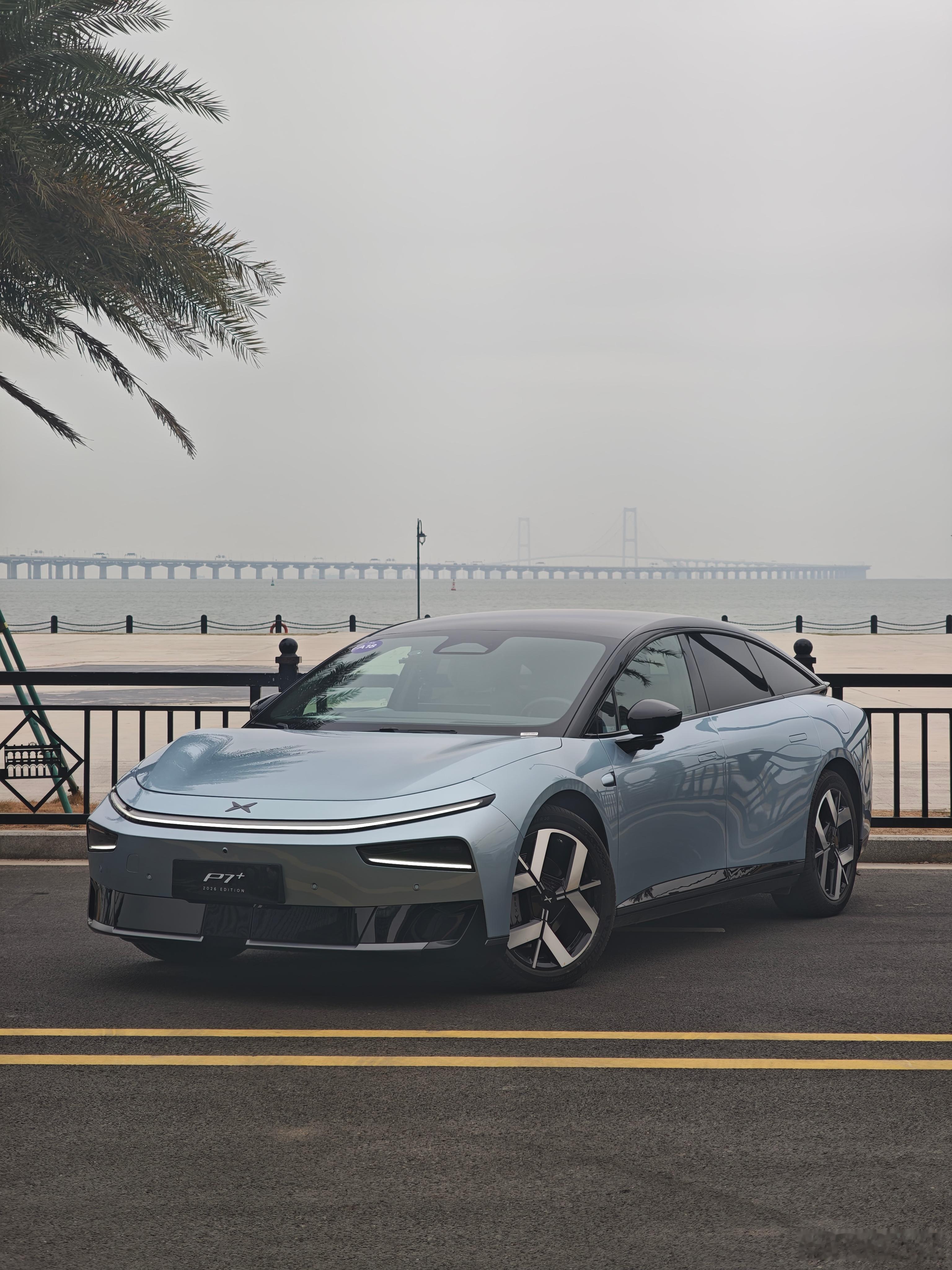 2026款小鹏P7+这个新款真的改的太多了！外观、内饰、动力都变了，轮毂都换了新