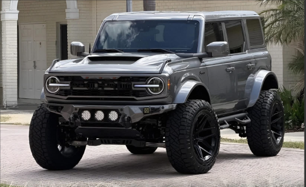 2026款福特BroncoSoFloModel真让人期待！福特Bronco烈