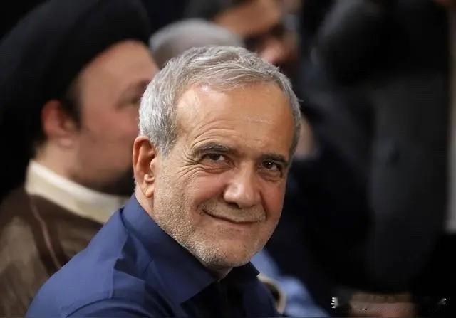 佩泽希齐扬：拉里贾尼和儿子遇难，被以色列跟踪数周导致行踪泄露3月18日，伊朗